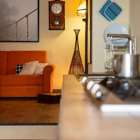 La Casina Nel Borgo Apartment *