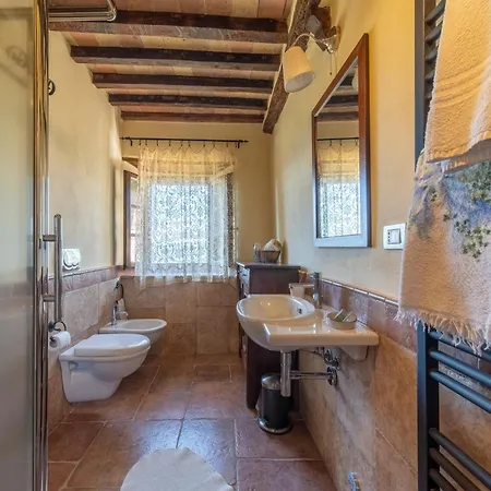 La Casina Nel Borgo Apartment *